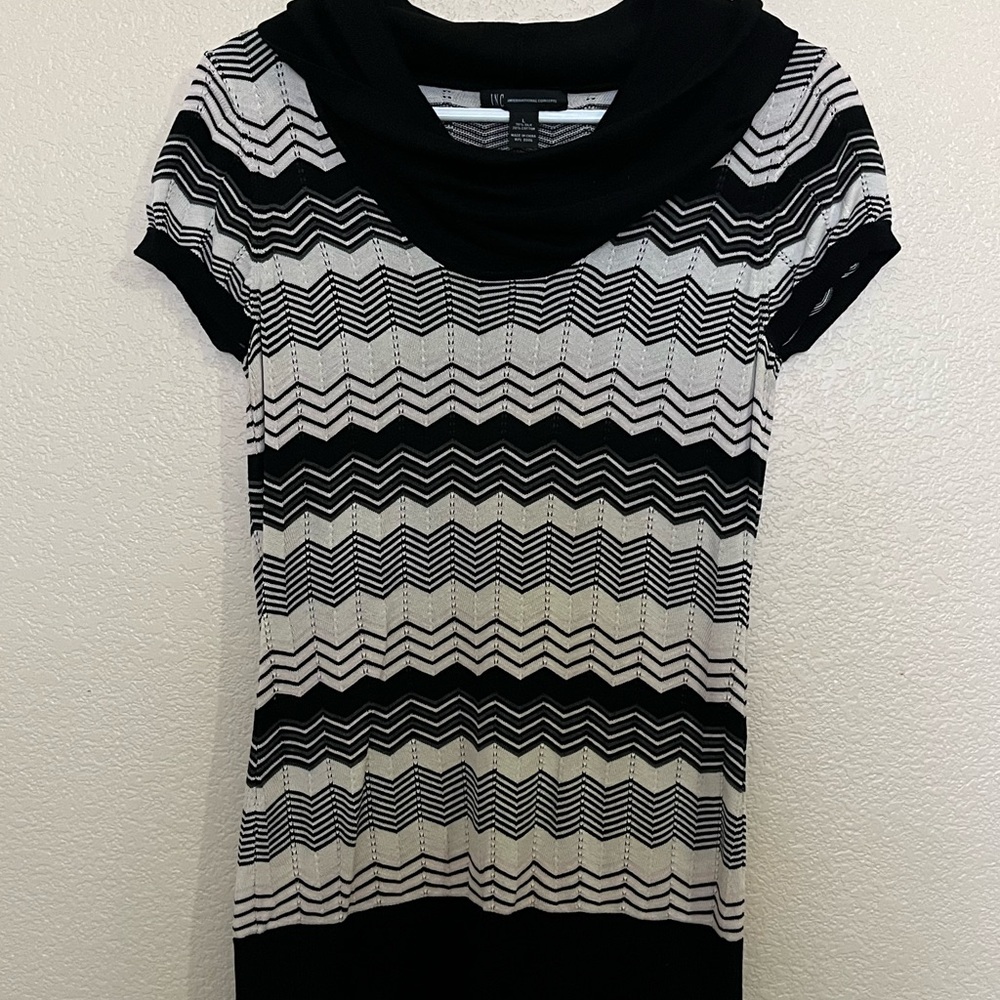 INC International Concepts Black and White Zigzag Blouse